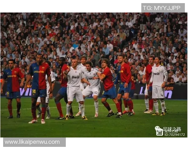 重庆足球队快攻战术解析及其在比赛中的应用与效果探讨